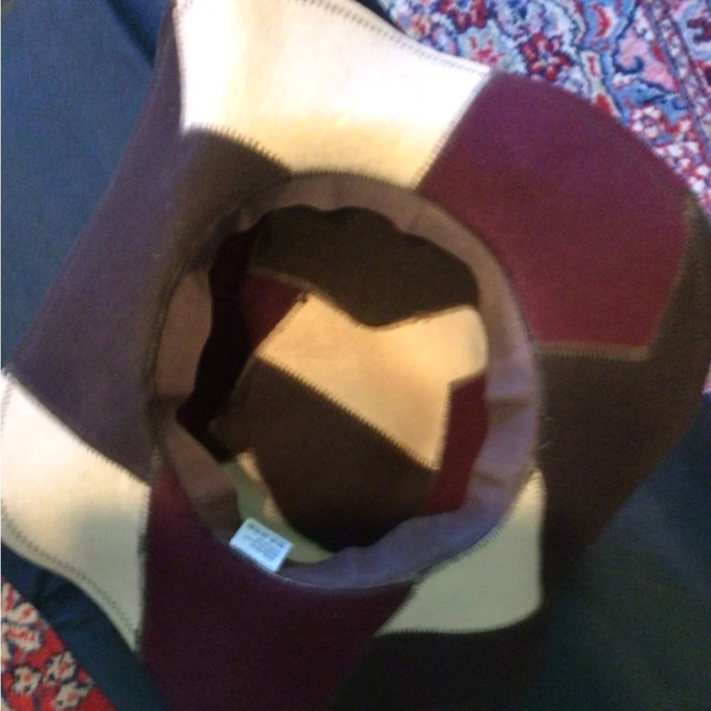 Beautiful Fall Hat - Picture 3 of 4